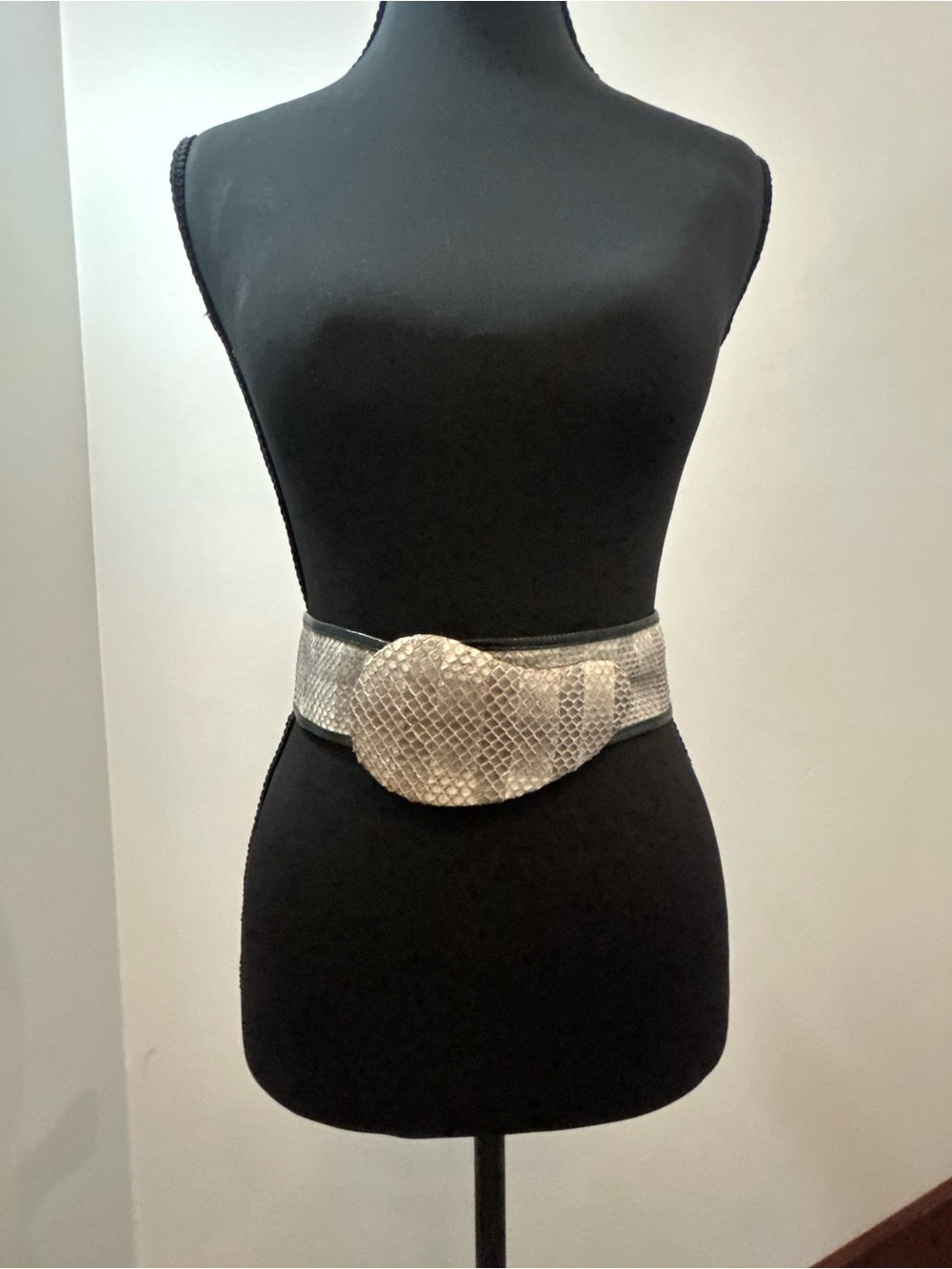 Vintage Tianguis Snakeskin Wide Waist Belt ML